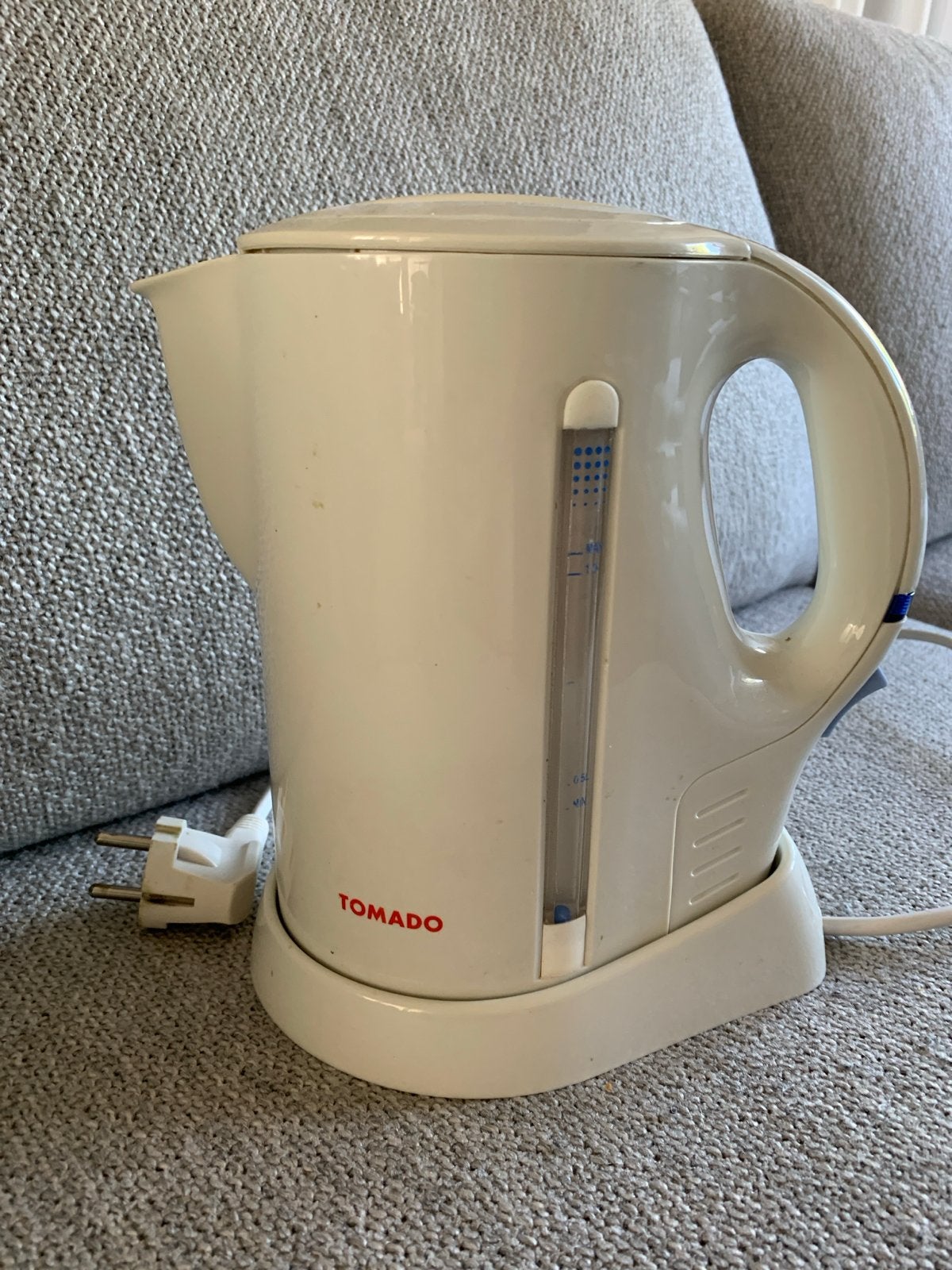 Tomado Waterkoker - 900-1100 Watt - Type 2146, Witgoed en Apparatuur, Waterkokers, 1 tot 2 liter, Ophalen, Gebruikt