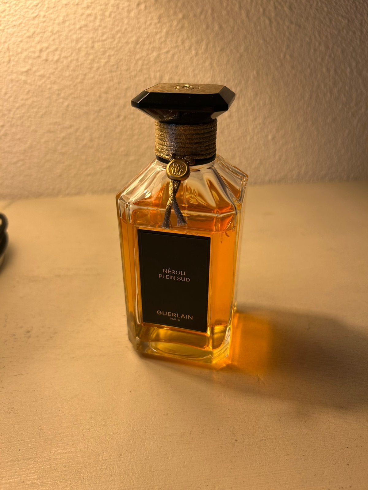 Guerlain - Néroli Plein Sud - 200ML, Sieraden, Tassen en Uiterlijk, Uiterlijk | Parfum, Zo goed als nieuw, Verzenden