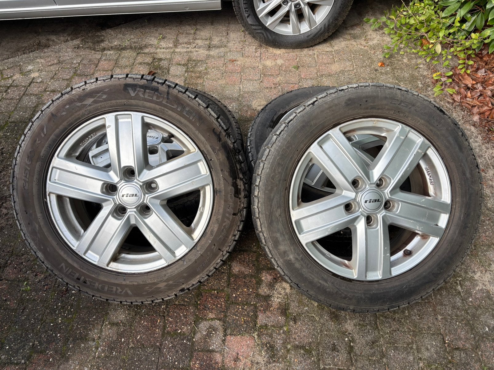 Volkswagen Transporter winterbanden 17inch 5x120, Auto-onderdelen, Ophalen, Banden en Velgen, 17 inch, Winterbanden