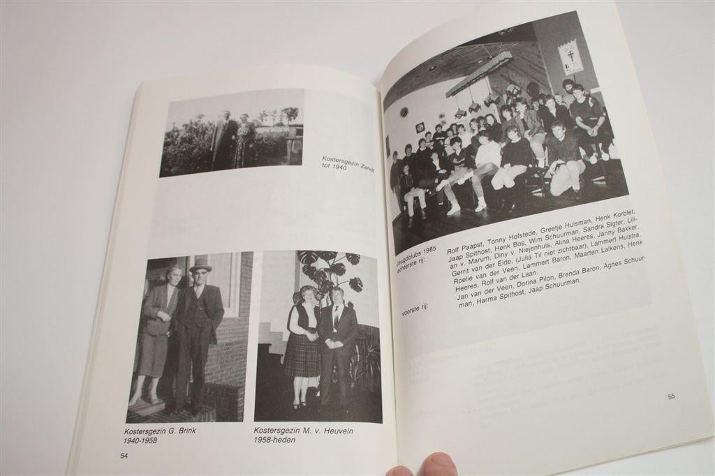 100 Jaar Gereformeerde Kerk Garrelsweer — Jubileumboek, Ophalen of Verzenden, Gelezen
