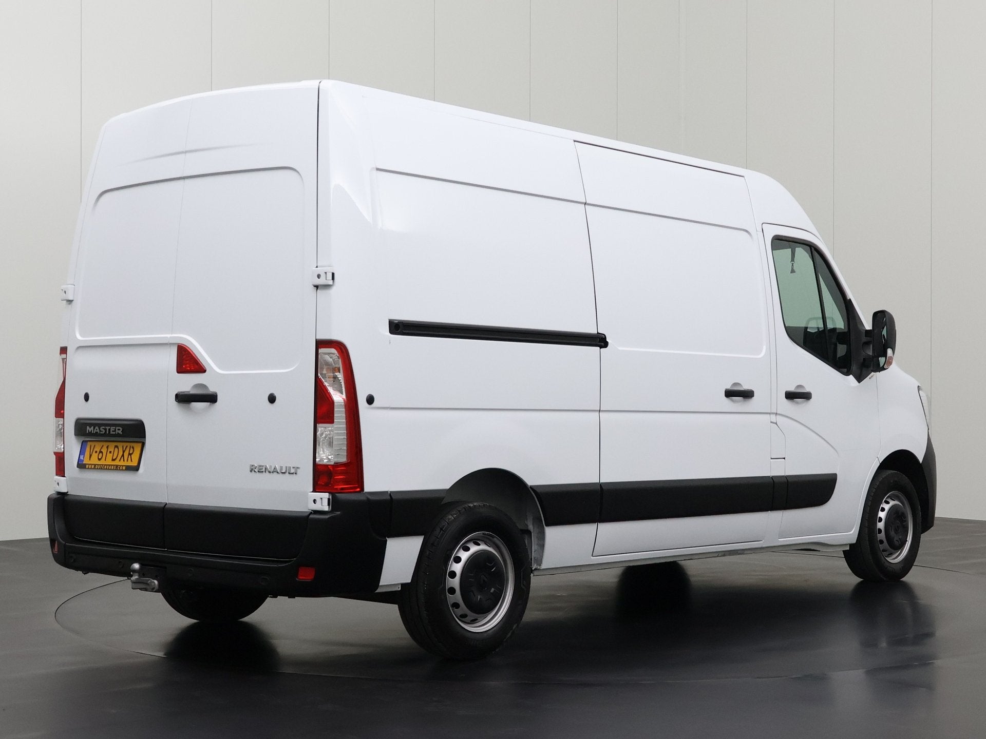 Renault Master 2.3 DCI 135PK L2H2 Business | Multimedia | Ai, Voorwielaandrijving, 135 pk, Gebruikt, Euro 6