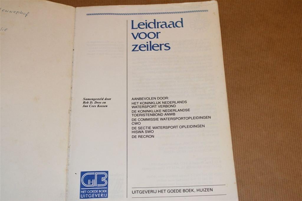 Leidraad voor Zeilers — De Weg naar Zeildiploma A, Ophalen of Verzenden, Gelezen, Overige onderwerpen