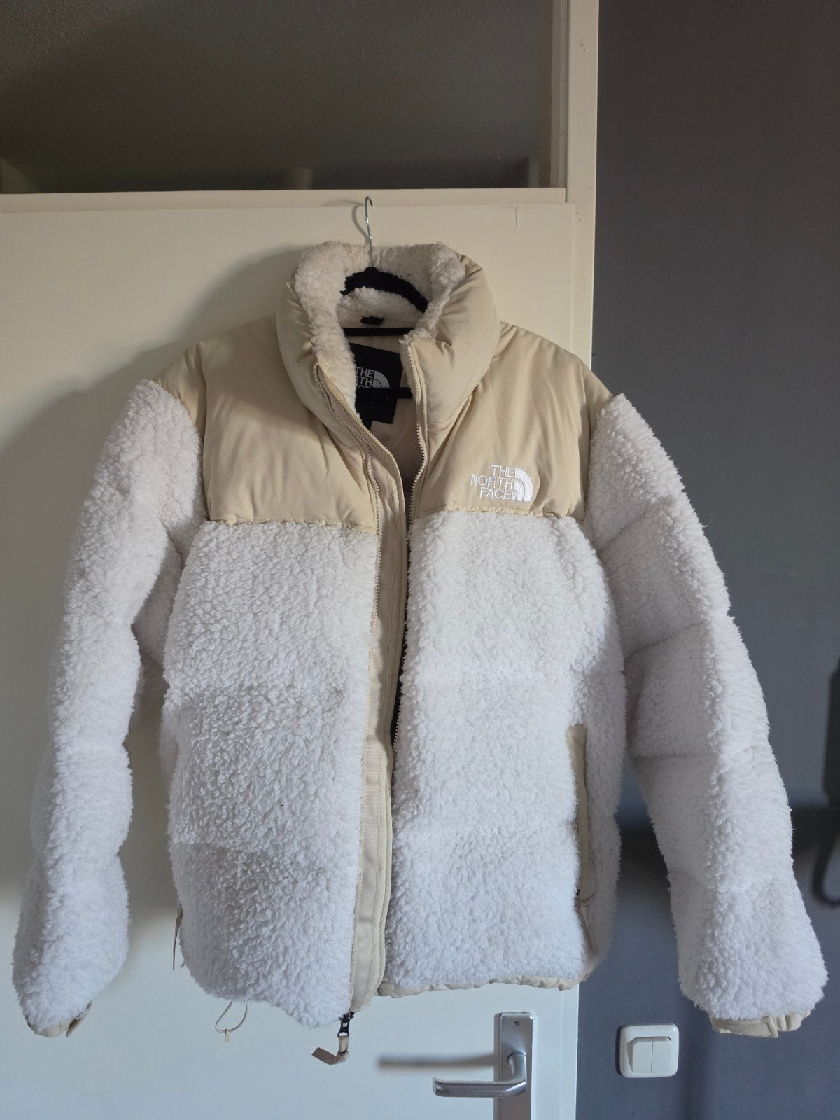 The North Face High Pile 600 Nuptse Jas XL, Ophalen, Beige, Maat 56/58 (XL), Zo goed als nieuw