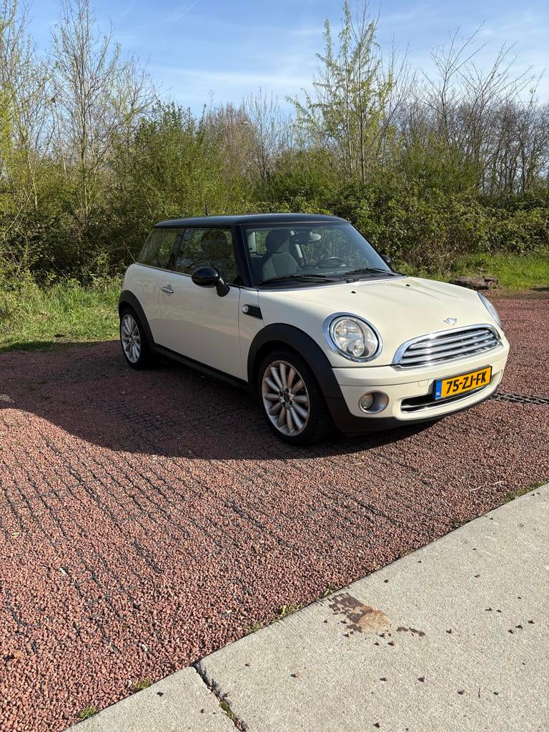 Mini Cooper 2008 | APK 02-2027 | Rijdt goed | €2750, Voorwielaandrijving, 750 kg, 4 cilinders, 4 stoelen