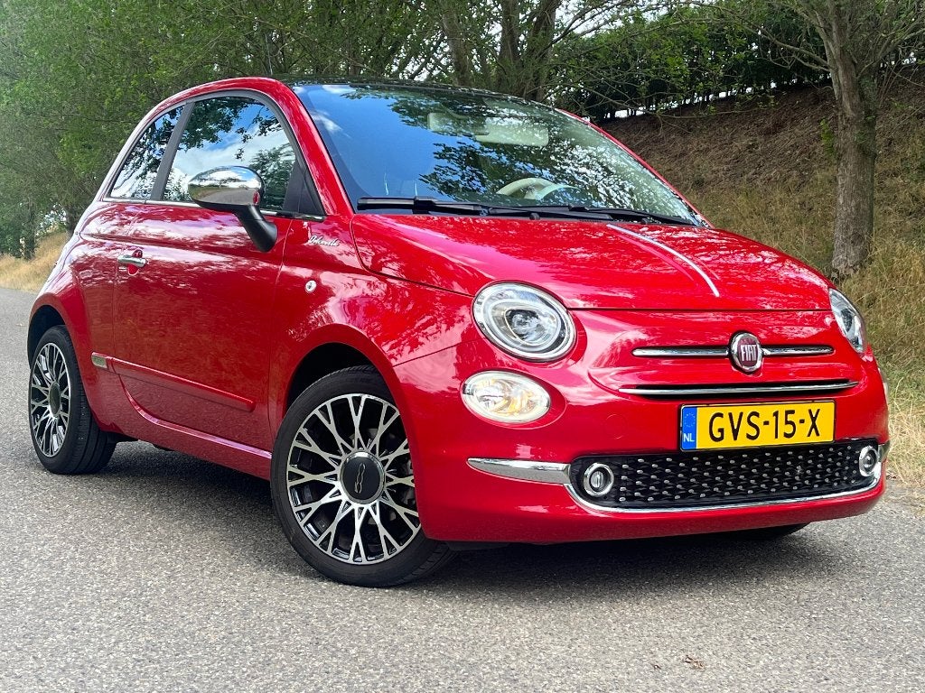 Fiat 500 1.0 Hybrid Dolcevita | Pano dak| Big screen navi, Voorwielaandrijving, Parkeersensor, 4 stoelen, Bedrijf