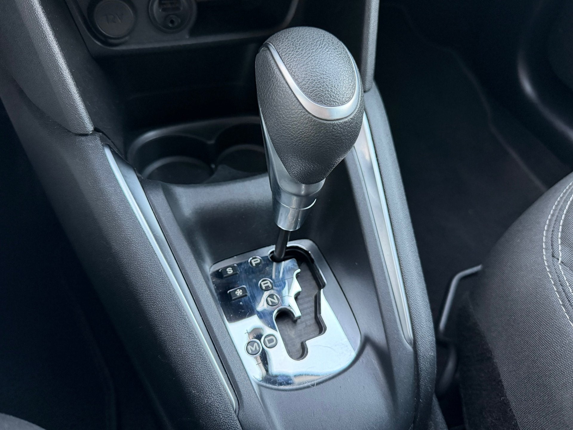 Peugeot 208 1.2 PureTech Allure Automaat Apple carplay, Auto's, Gebruikt, Euro 6, 1199 cc, Origineel Nederlands