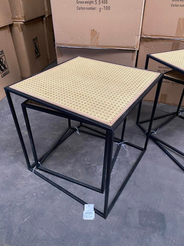 Partij Set van 2 nieuwe Bijzettafels - Rotan en Zwart Metaal, 45 tot 60 cm, Minder dan 55 cm, Metaal of Aluminium, Vierkant