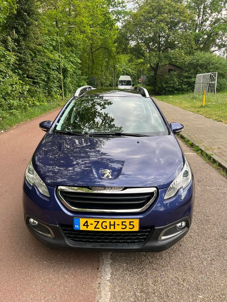 Peugeot 2008 1.2 E-vti 60KW Etg5 2015 Blauw, Auto's, Peugeot, 40 €/maand, Zwart, 1199 cc, Blauw