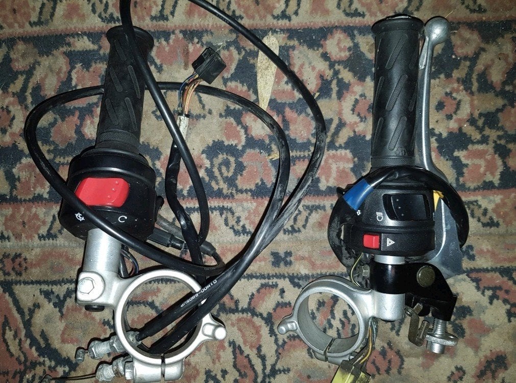 suzuki gsx r 600 2007 k7 R/L clip ons compleet, Motoren, Onderdelen | Suzuki, Ophalen of Verzenden