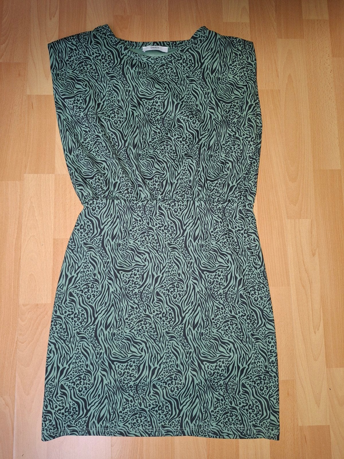 dames jurkje, Only, Maat 42/44 (L), Ophalen of Verzenden, Zo goed als nieuw
