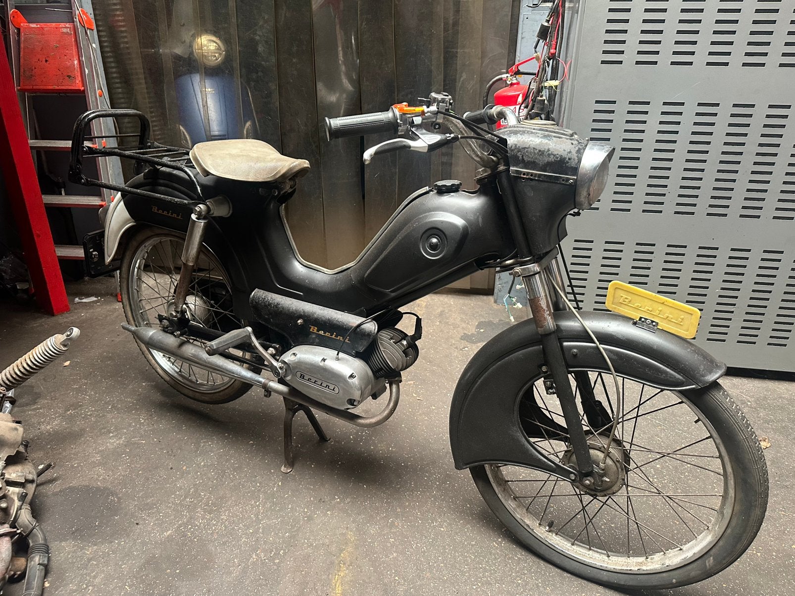 Berini m57, Fietsen en Brommers, Ophalen