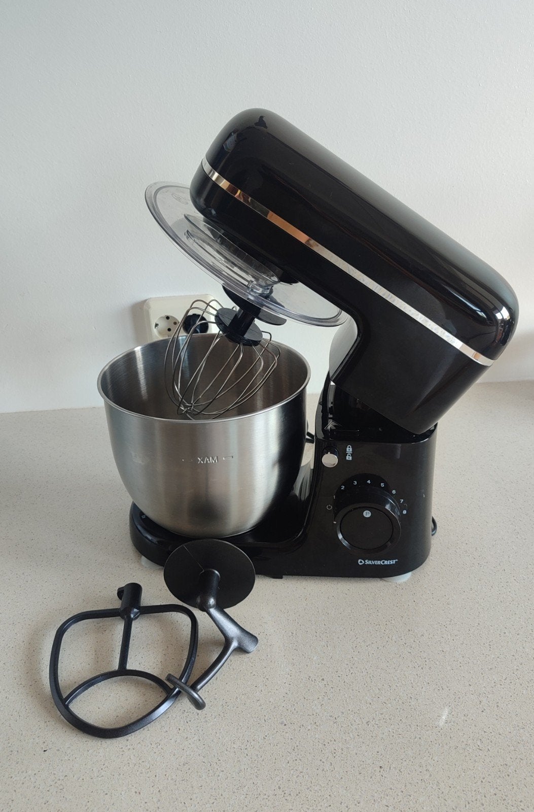 Silvercrest Keukenmachine 600W - Zwart, Witgoed en Apparatuur, Keukenmixers, Gebruikt, 3 tot 4 liter, 3 snelheden of meer, Ophalen of Verzenden