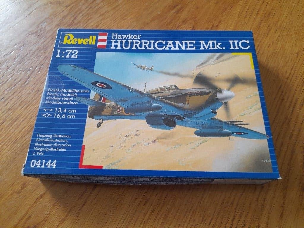 Revell Hawker Hurricane Mk. IIC, Revell, Ophalen of Verzenden, Zo goed als nieuw, Groter dan 1:72