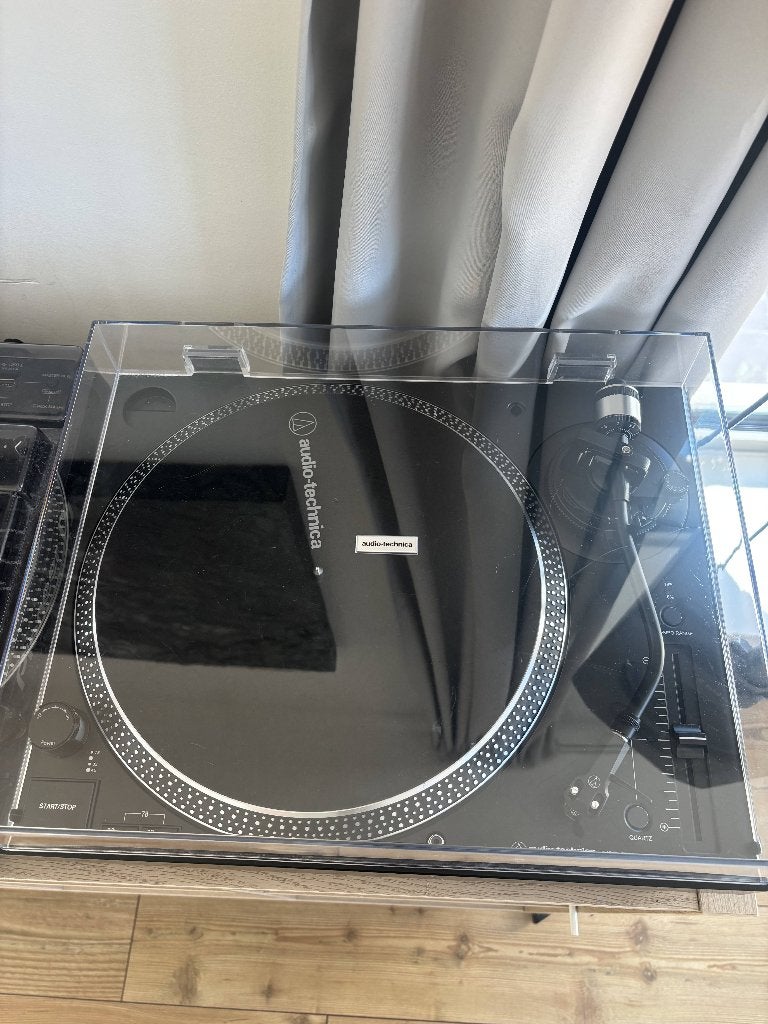 Vinylspeler: Audio-Technica AT-LP120XUSB - Zwart
