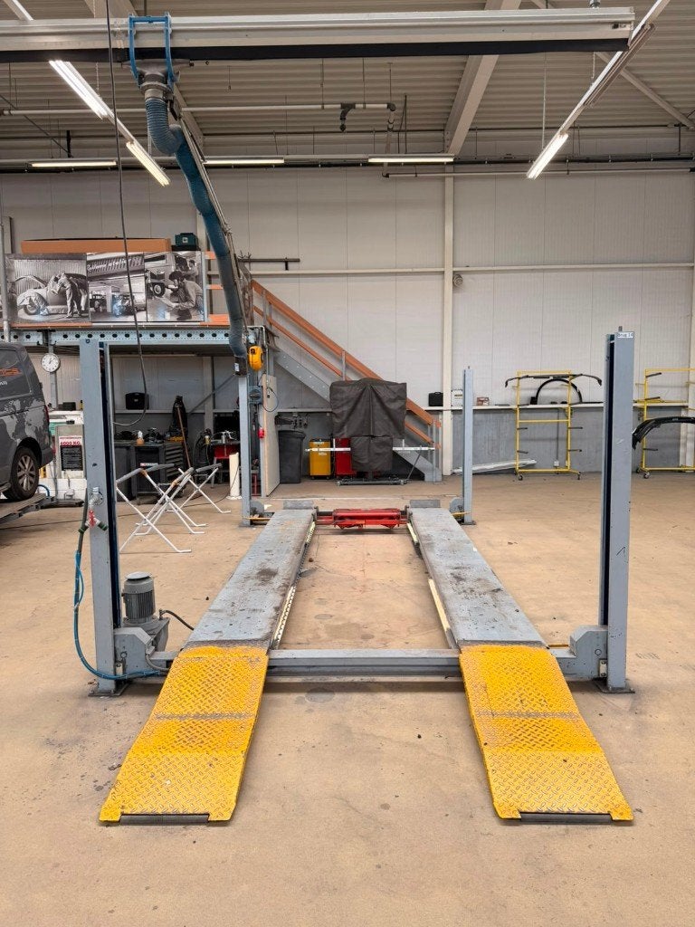 4 koloms hefbrug autobrug Zippo 2405 4000Kg 2000 APK brug, Auto diversen, Ophalen
