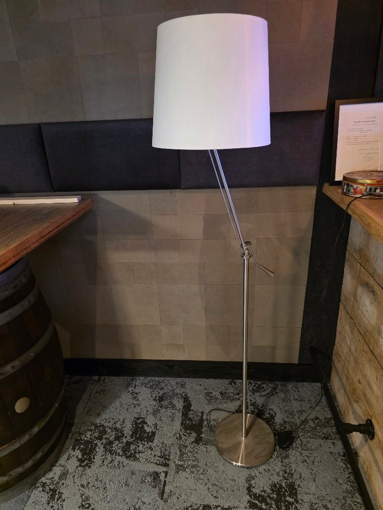 Staande lamp, Huis en Inrichting, Ophalen, Zo goed als nieuw, Metaal, 100 tot 150 cm