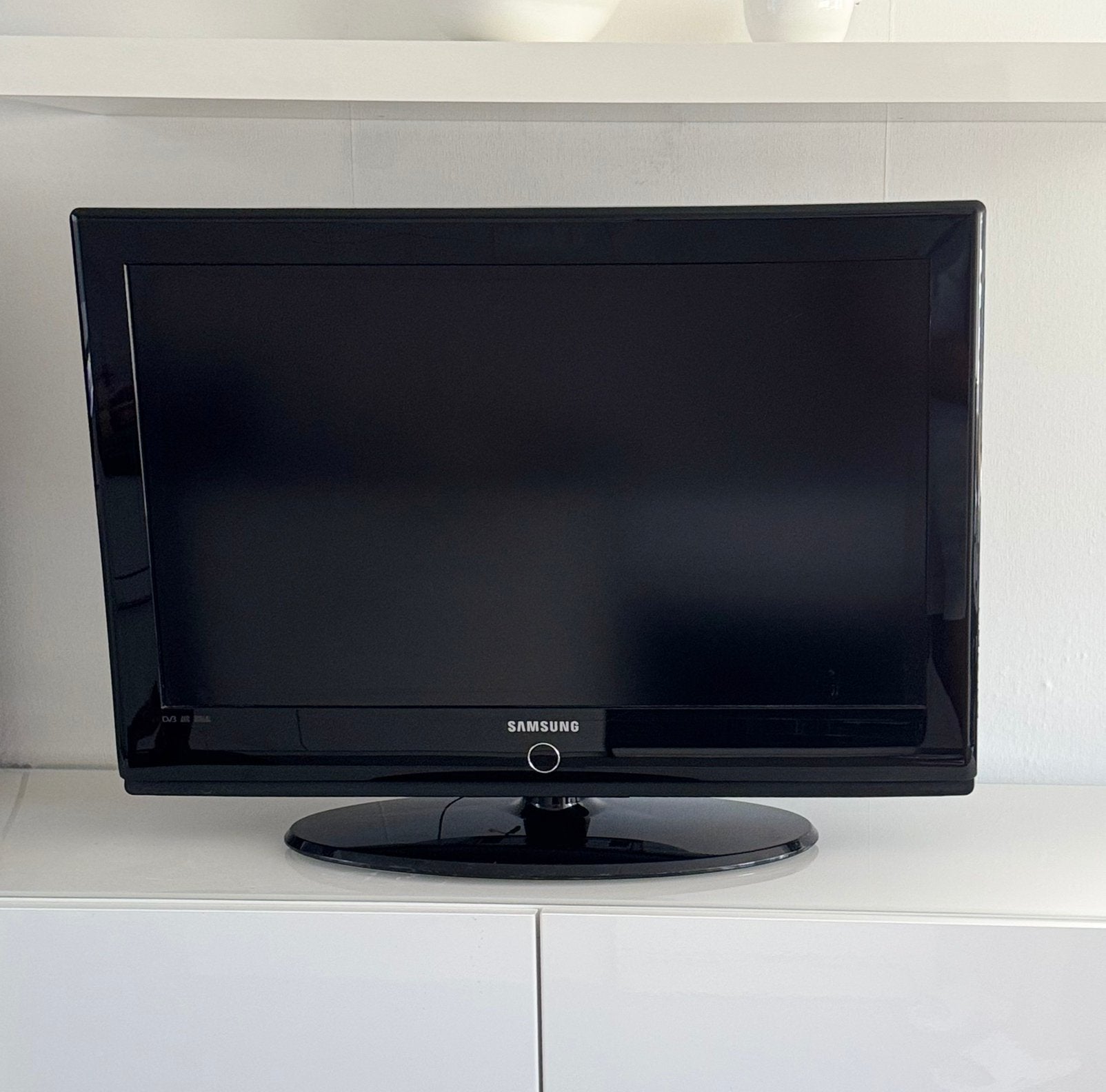 Samsung 32 inch LCD Televisie LE32A436T1DXXH + Muurbeugel, Ophalen, Zo goed als nieuw, 50 Hz, Samsung