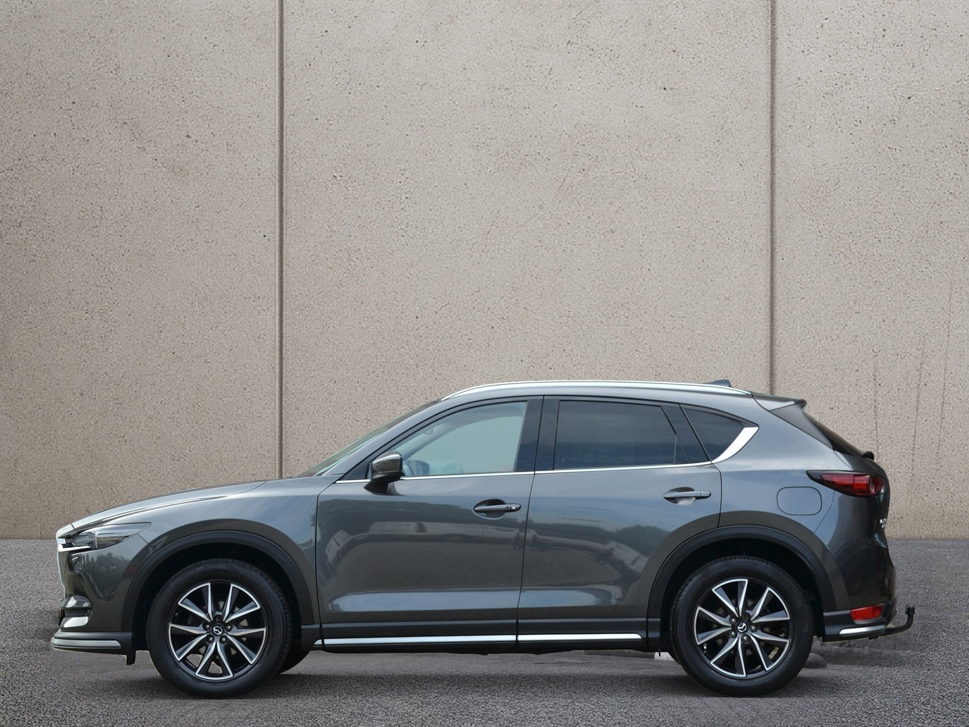 Mazda CX-5 2.5 SkyActiv-G 194 GT-M 4WD | Leder | Trekhaak |, Adaptive Cruise Control, Gebruikt, 4 cilinders, 2000 kg