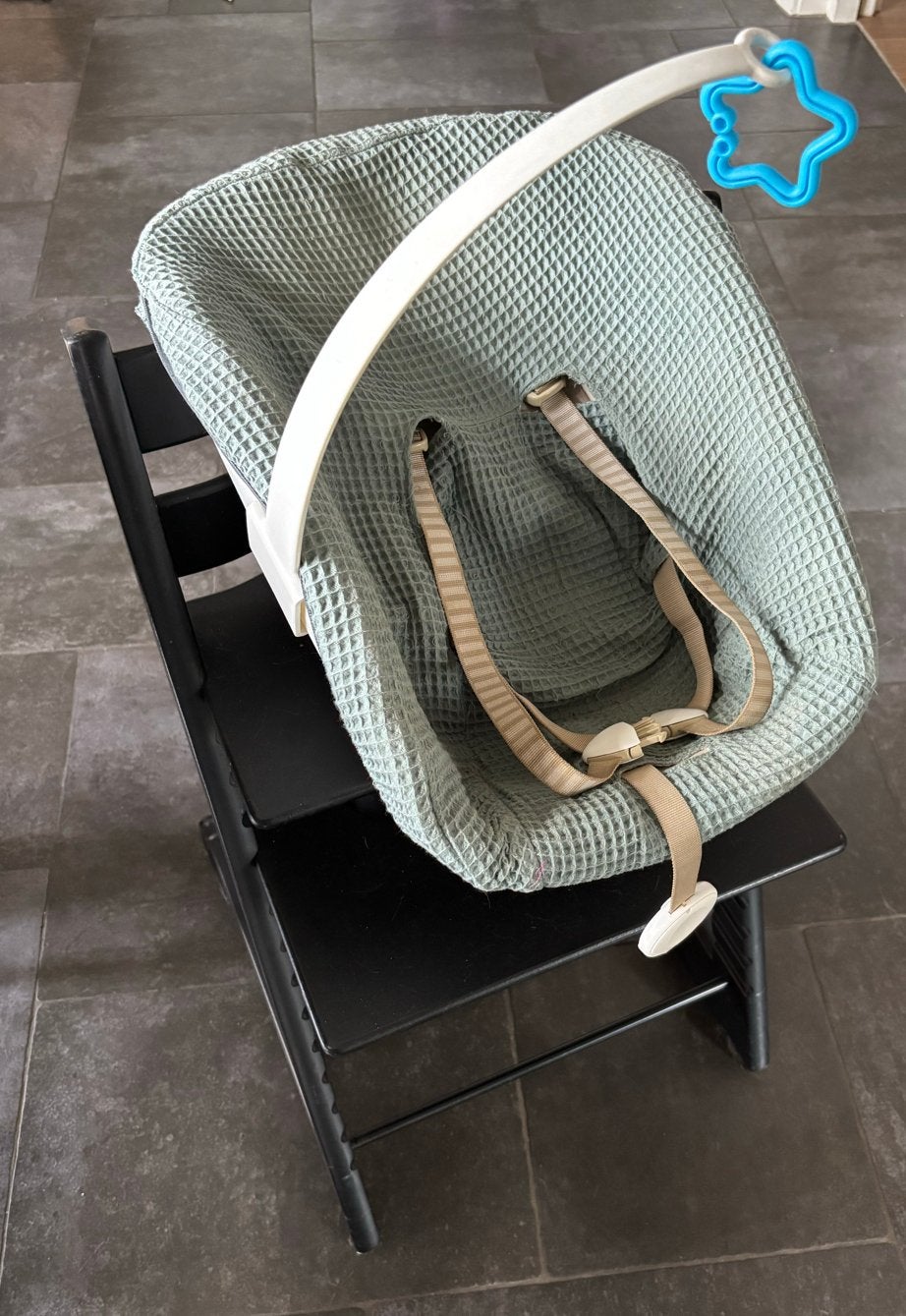 Stokke Tripp Trapp Newborn Set met hoes en speelboog, Ophalen, Gebruikt, Overige typen, Gordel(s)