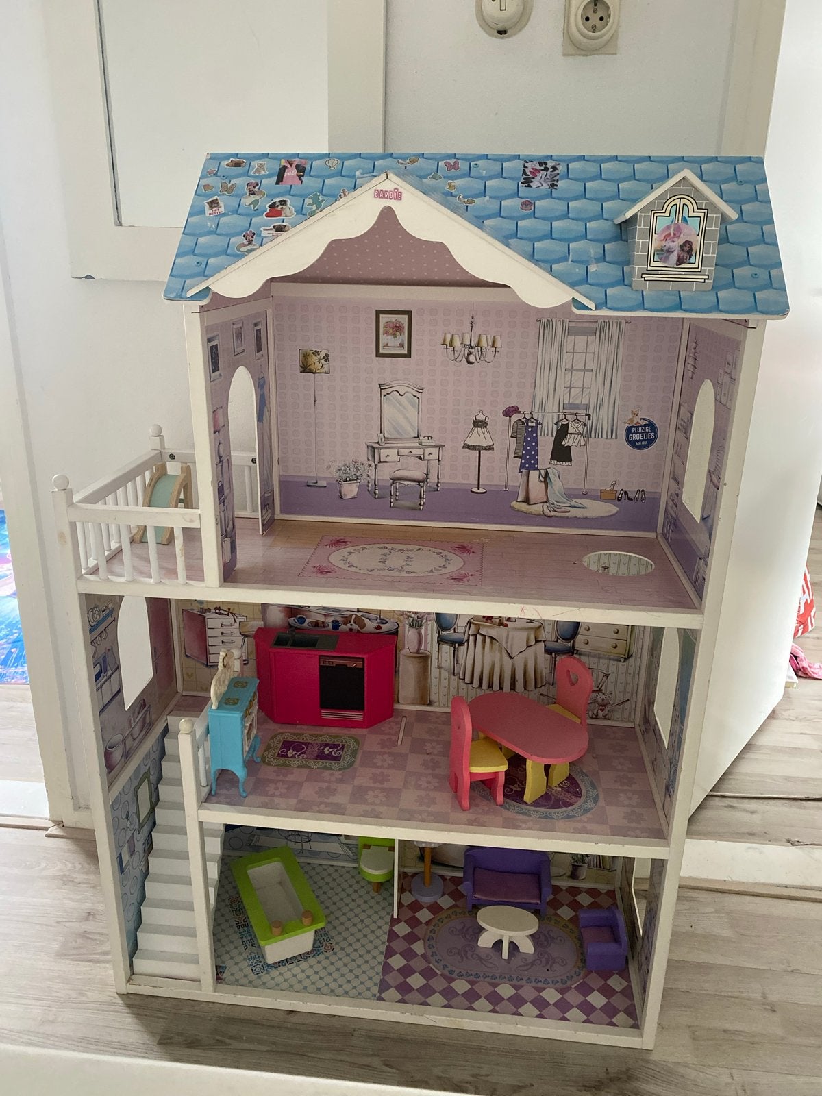 Groot poppenhuis met meubels, Ophalen, Gebruikt, Poppenhuis