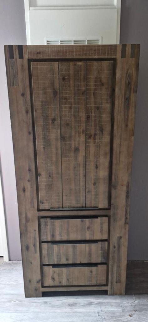 Bassano kast, Ophalen