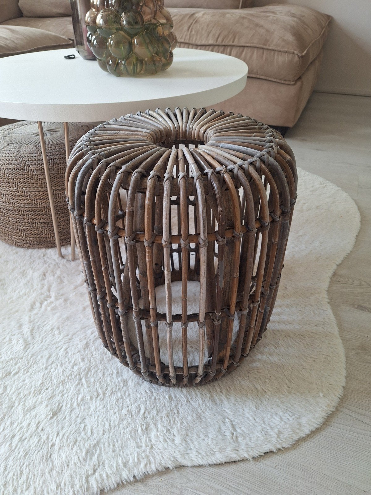 rotan poef, Huis en Inrichting, Woonaccessoires | Vazen, Ophalen