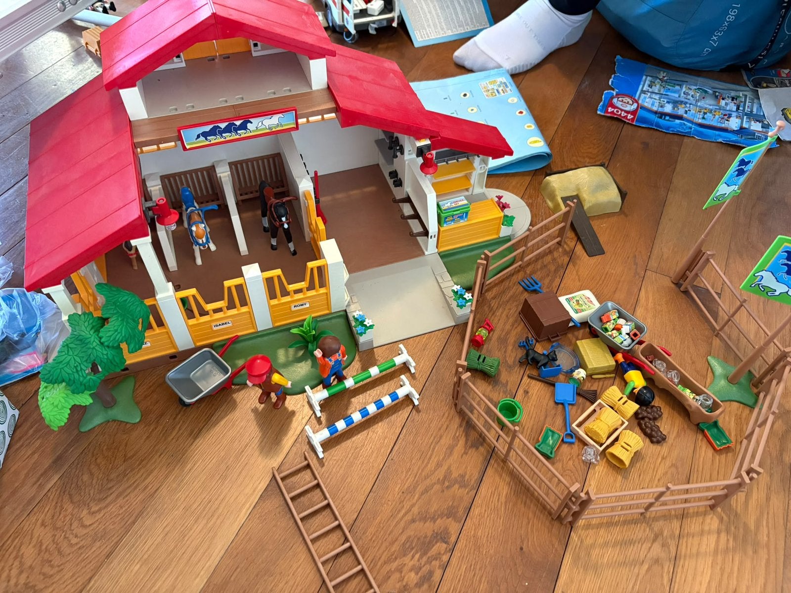 Verschillende playmobil paarden artikelen