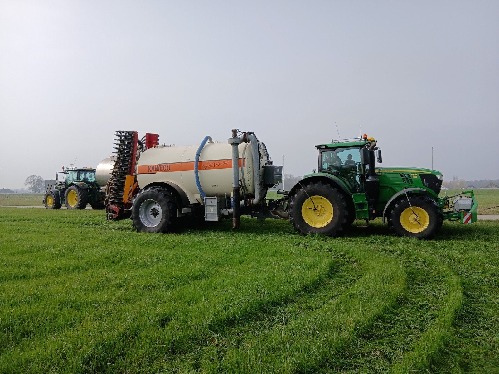 kaweco mesttank dubbeltwin 4 wiel 16000 liter giertank, Ophalen, Gewasbescherming en Bemesting