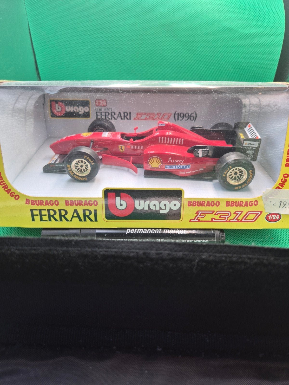 462 Ferrari F310 1/24 Bhurago, Ophalen of Verzenden, Zo goed als nieuw, Bburago