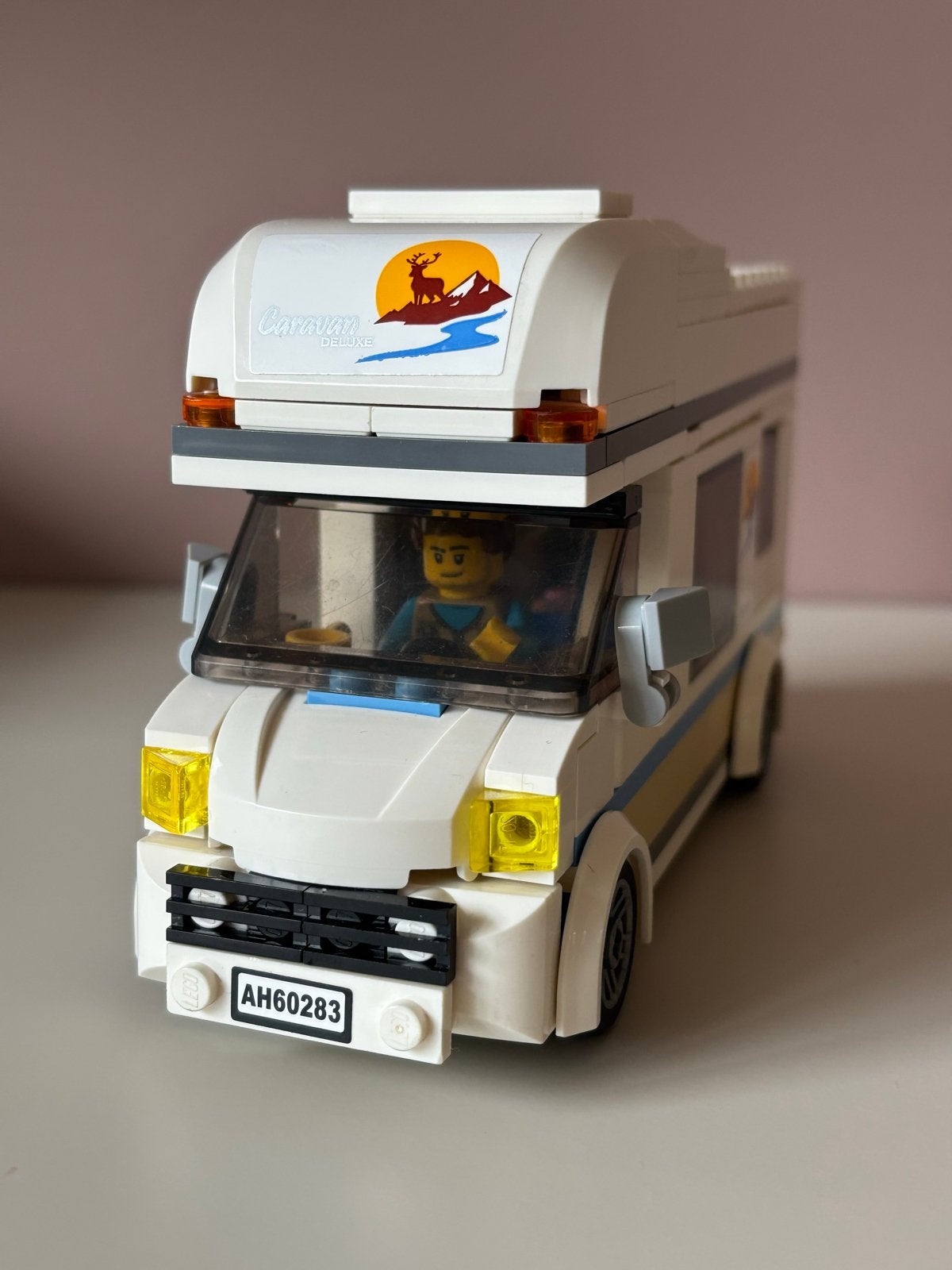 LEGO City 60283 Vakantie Camper - Complete set met boekje, Ophalen of Verzenden, Zo goed als nieuw, Overige merken