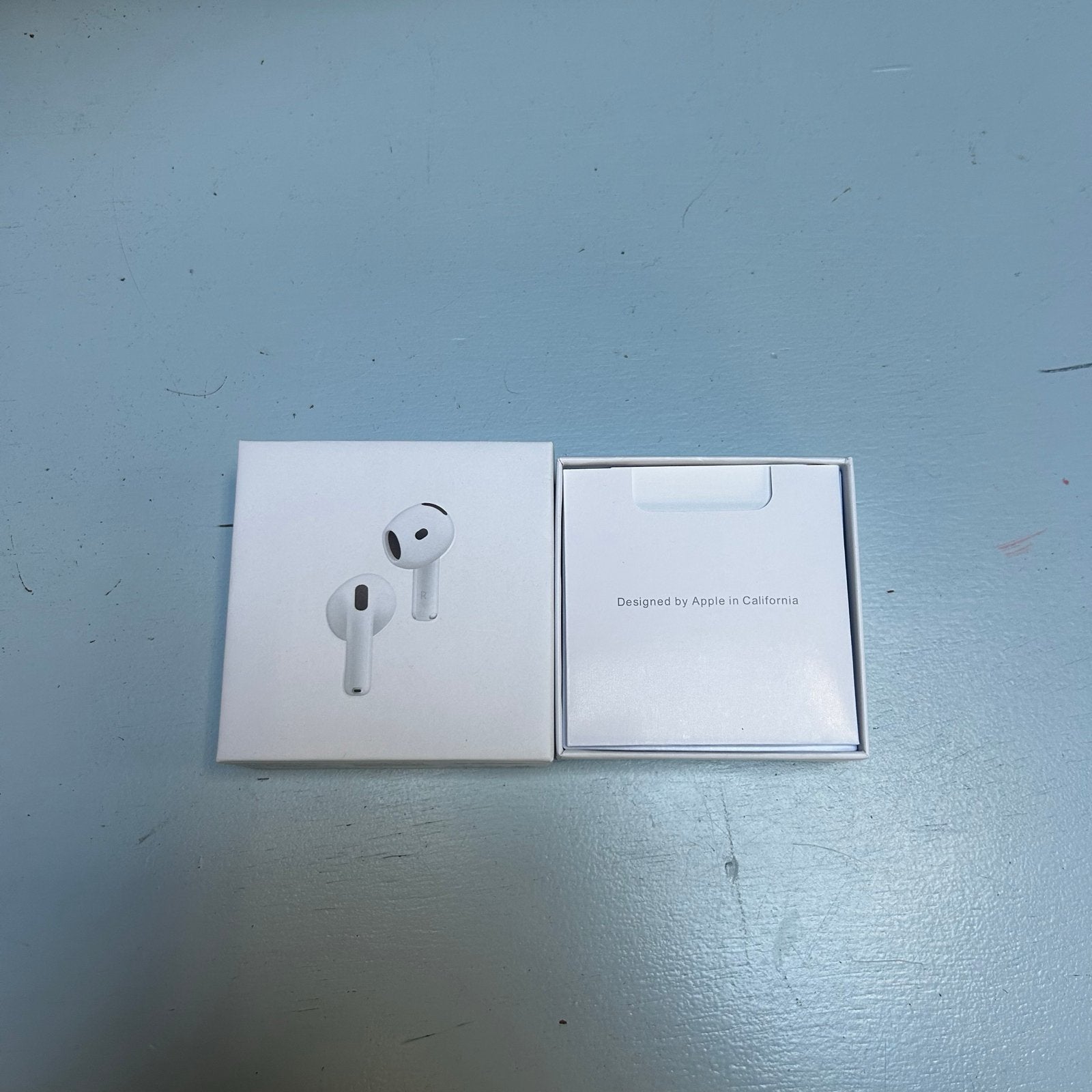 Airpods 4 - Zo goed als nieuw, slechts 1 keer gebruikt, In-ear, Bluetooth, Ophalen of Verzenden, Zo goed als nieuw