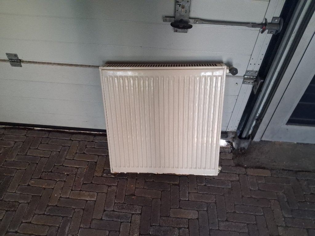 Dubbele radiator 60x60 cm, Doe-het-zelf en Verbouw, Verwarming en Radiatoren, Ophalen, 30 tot 80 cm, Radiator, 60 tot 150 cm