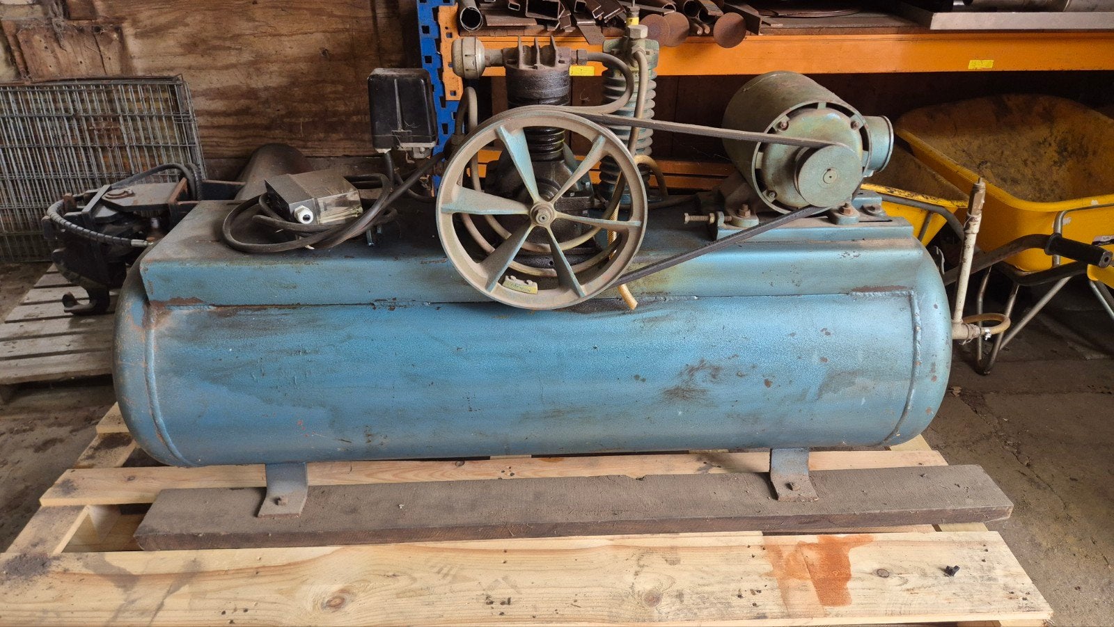 Oude Landwehr & Co. Compressor - 250L, 10 bar, Bouwjaar 1964, 100 liter of meer, Ophalen, Gebruikt, 10 bar of meer