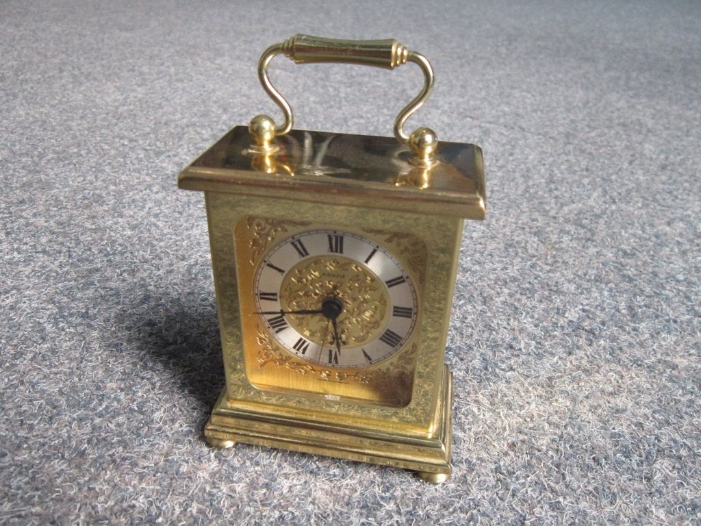 KIENZLE TAFELKLOK QUARTZ, Antiek en Kunst, Antiek | Klokken, Ophalen