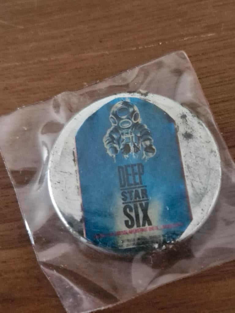 213 Deep Star Six Film Button, Ophalen of Verzenden, Overige onderwerpen
