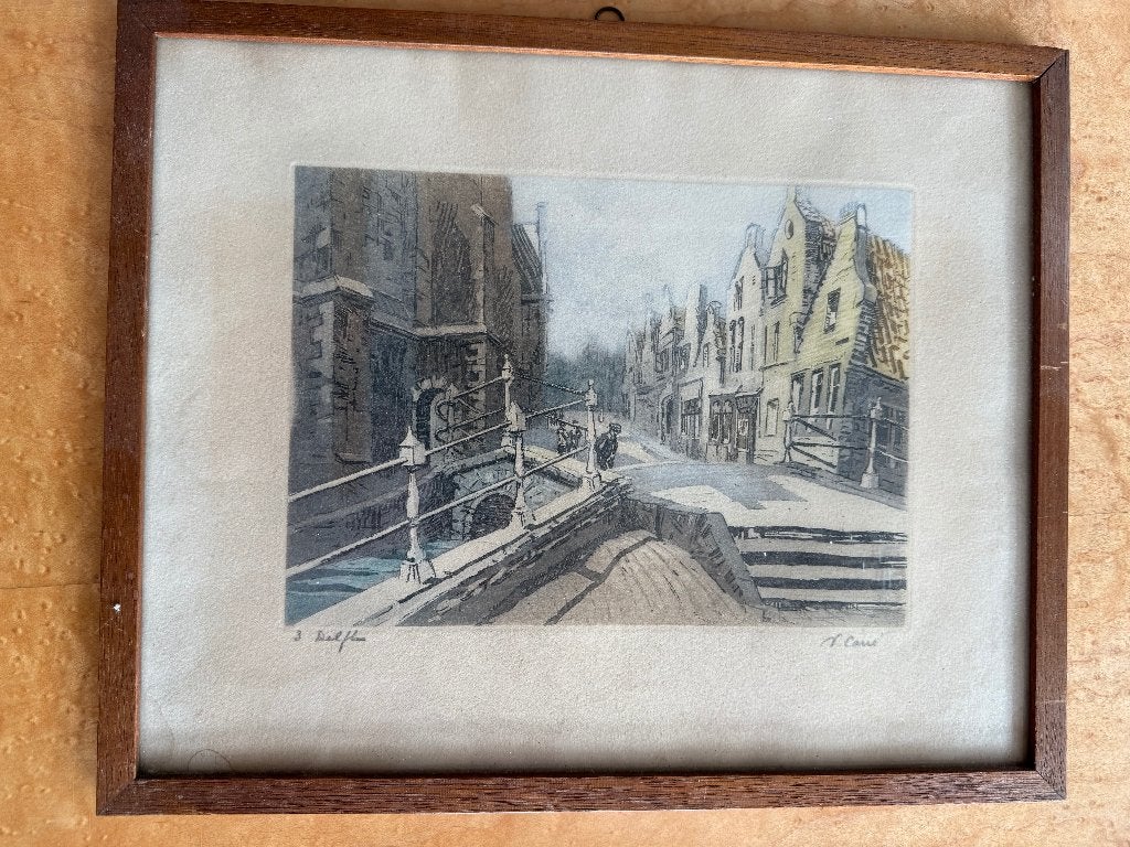 Antieke gesigneerde handgekleurde ets van Delft, 26 cm, Ets, Stadsgezicht, Ophalen of Verzenden