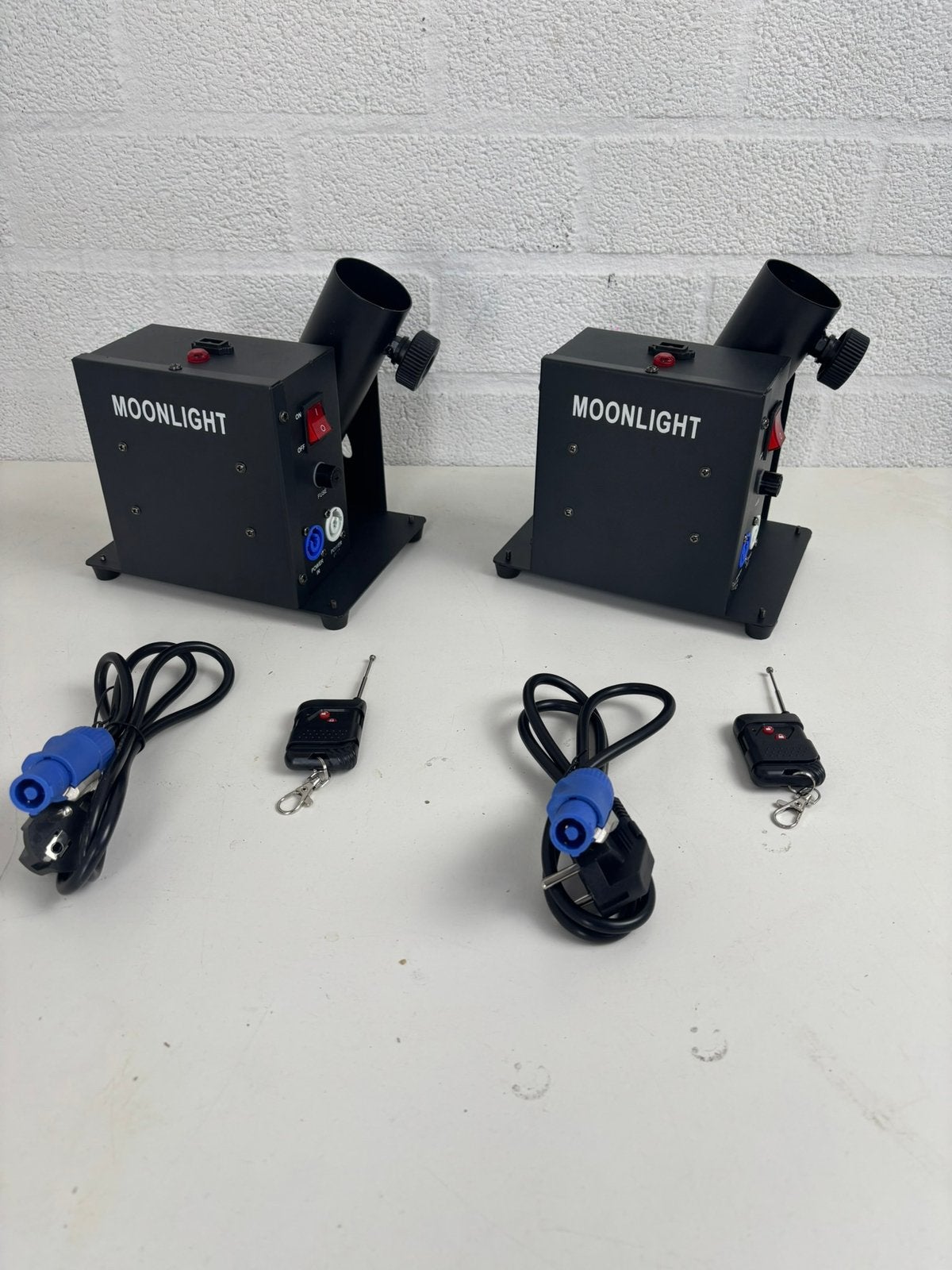 Set confetti shooters, Ophalen, Nieuw, Licht