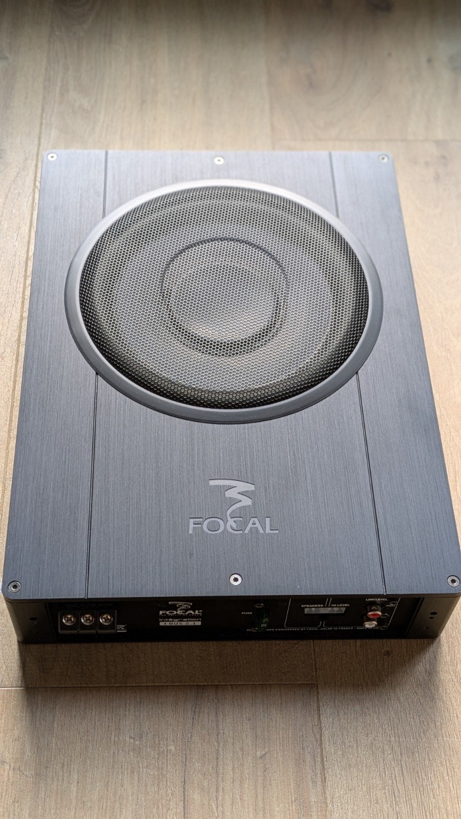 Focal Ibus 2.1 active subwoofer +  2 kanaals versterker, Auto diversen, Ophalen of Verzenden