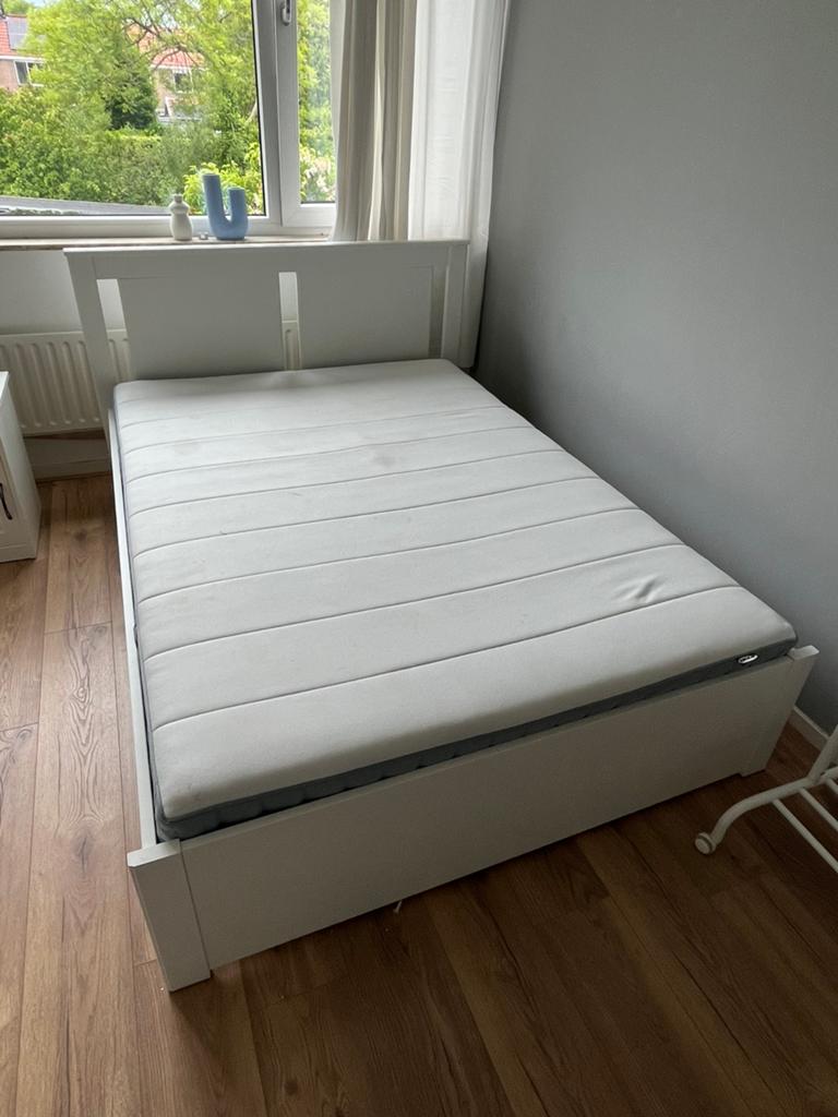 Double bed from Ikea with mattress, Ophalen, Wit, Tweepersoons, 140 cm