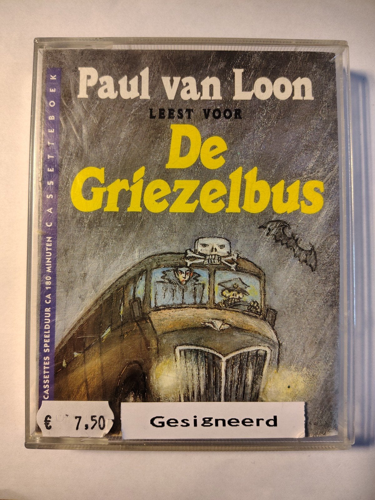 Paul van Loon - De Griezelbus Cassette GESIGNEERD, Ophalen of Verzenden, Zo goed als nieuw, 1 bandje