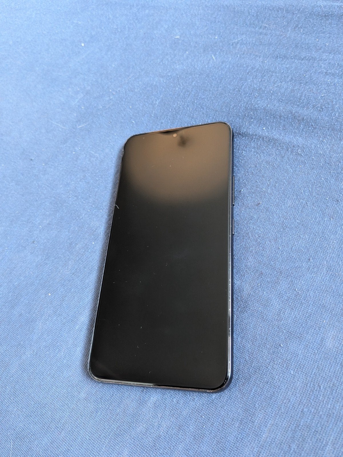 Samsung Galaxy S22 128GB Zwart met doos en oplader