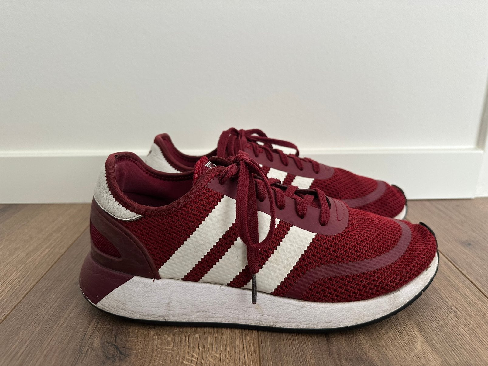 Adidas sneakers maat 43,5 N-5923 Burgundy, Ophalen of Verzenden, Gedragen, Overige kleuren, Sneakers of Gympen