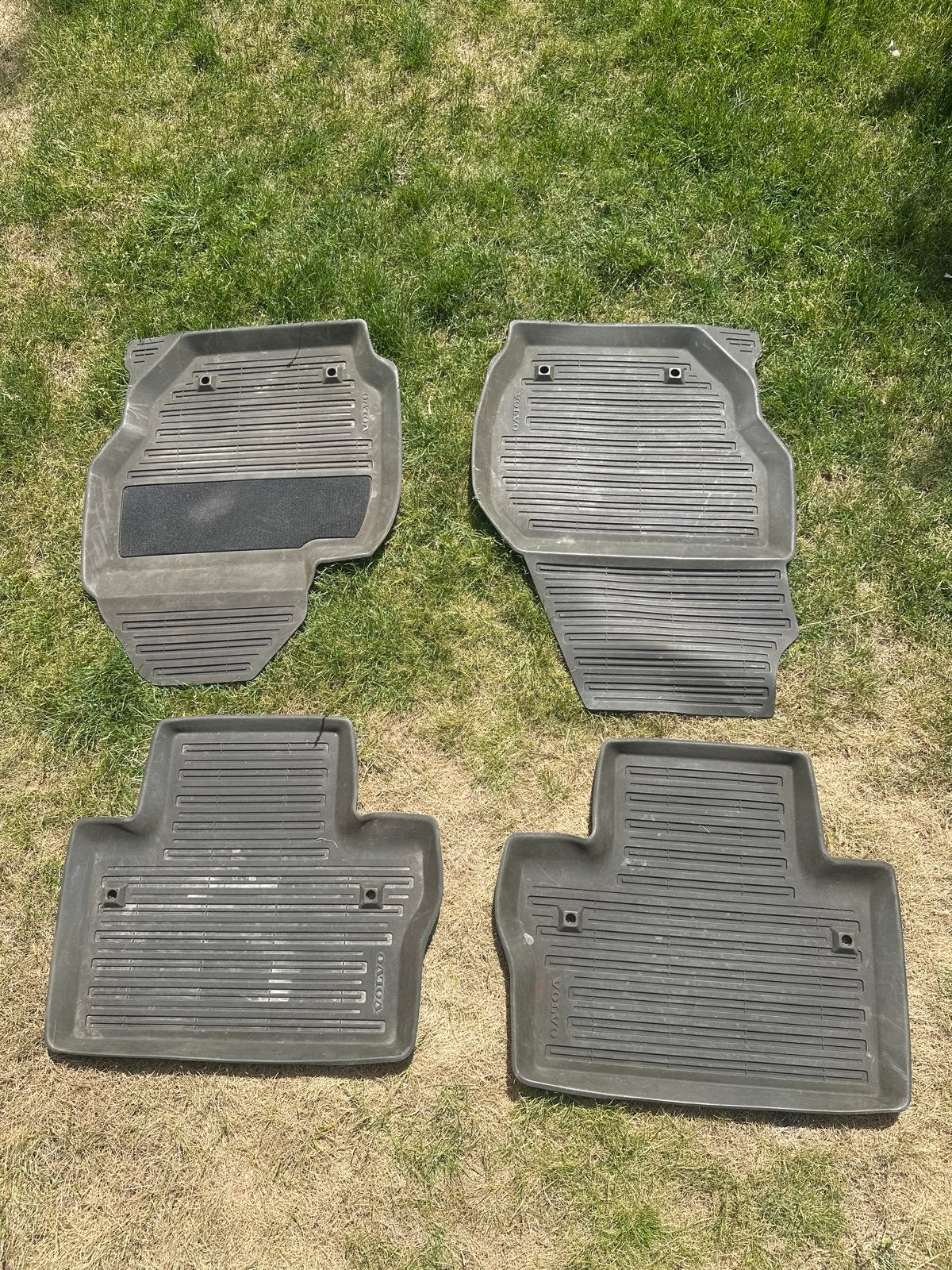 Rubberen automatten set voor Volvo V70, Auto diversen, Automatten, Ophalen, Gebruikt