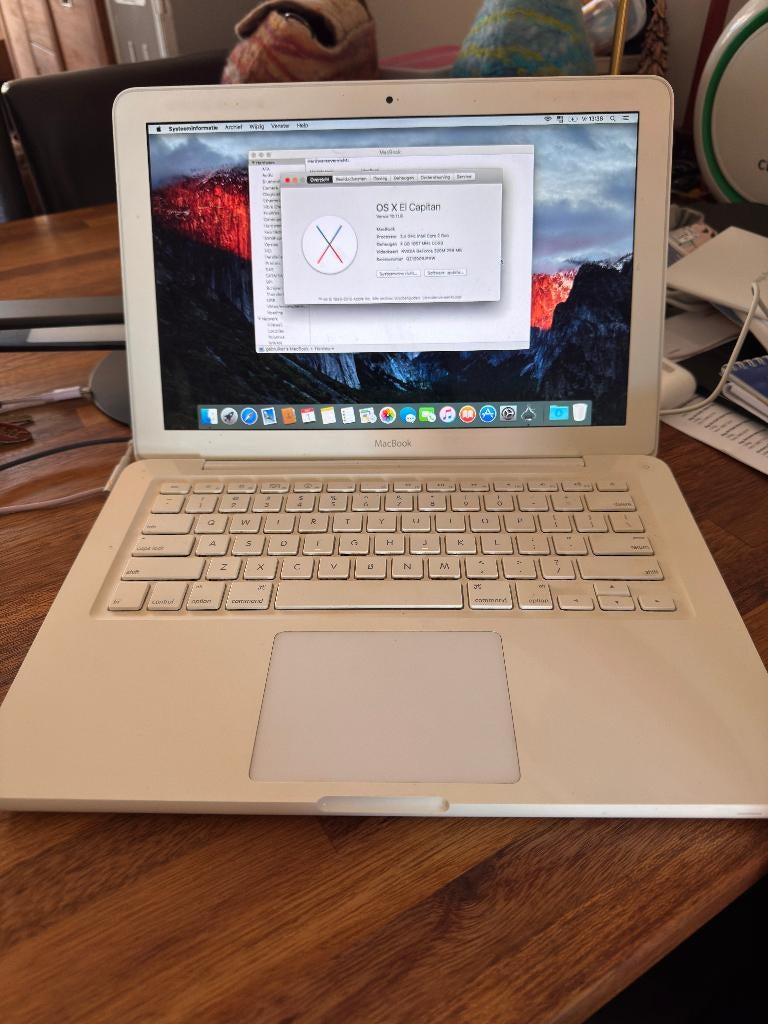 MacBook 7.1 13-inch, Mid 2010, Computers en Software, Apple Macbooks, MacBook Pro, Gebruikt, 256 GB, 2 tot 3 Ghz