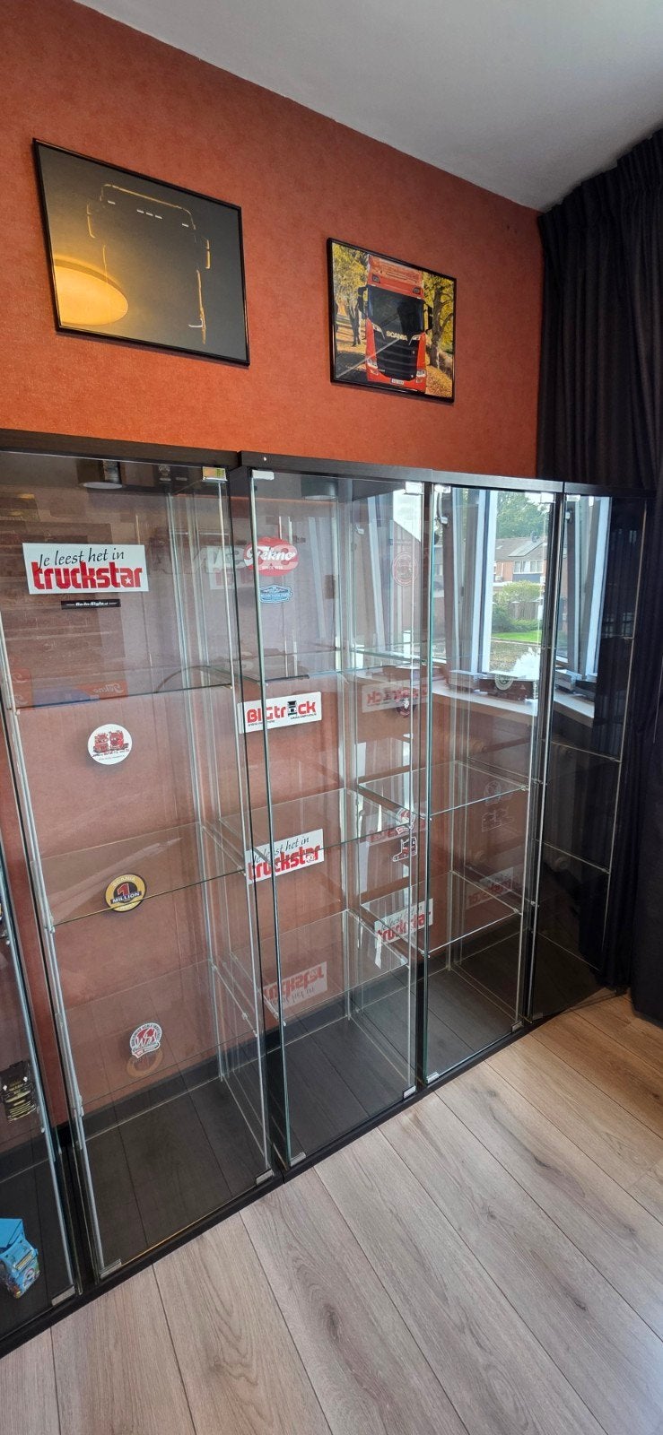 2x vitrinekast ikea detolf, Ophalen, Zo goed als nieuw, 25 tot 50 cm, 50 tot 100 cm