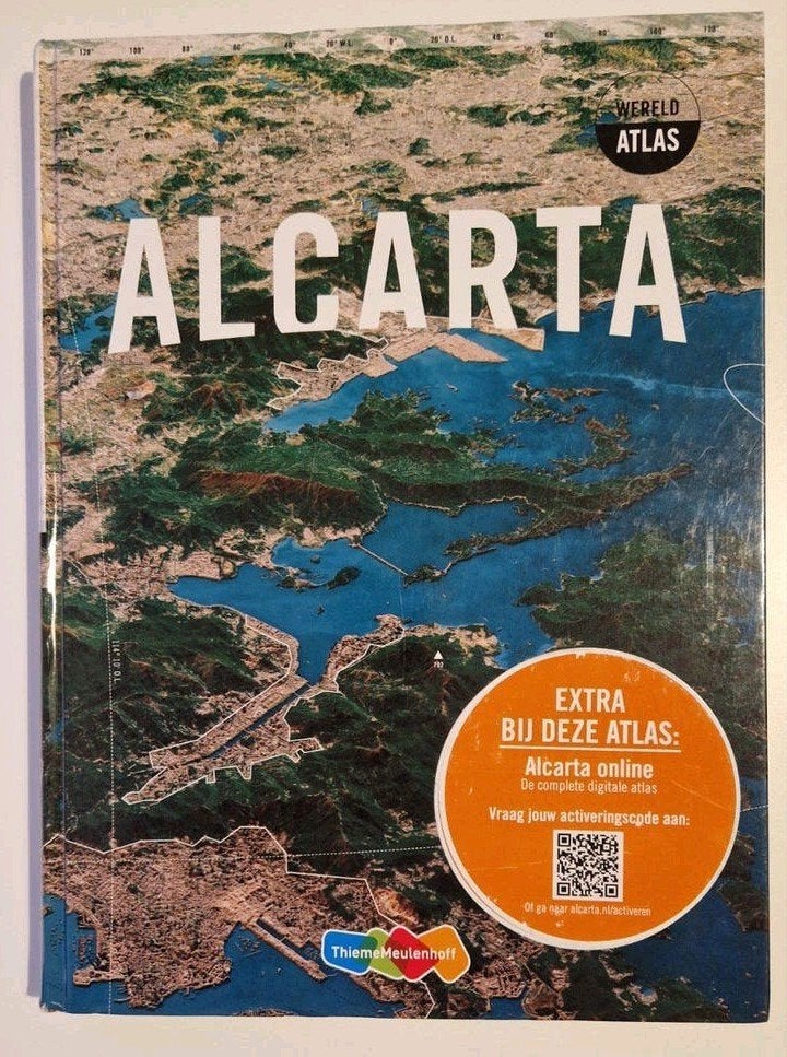 Alcarta Wereldatlas | Thieme - Meulenhoff (9789006140828), Overige atlassen, Thiememeulenhoff, 2000 tot heden, Ophalen of Verzenden