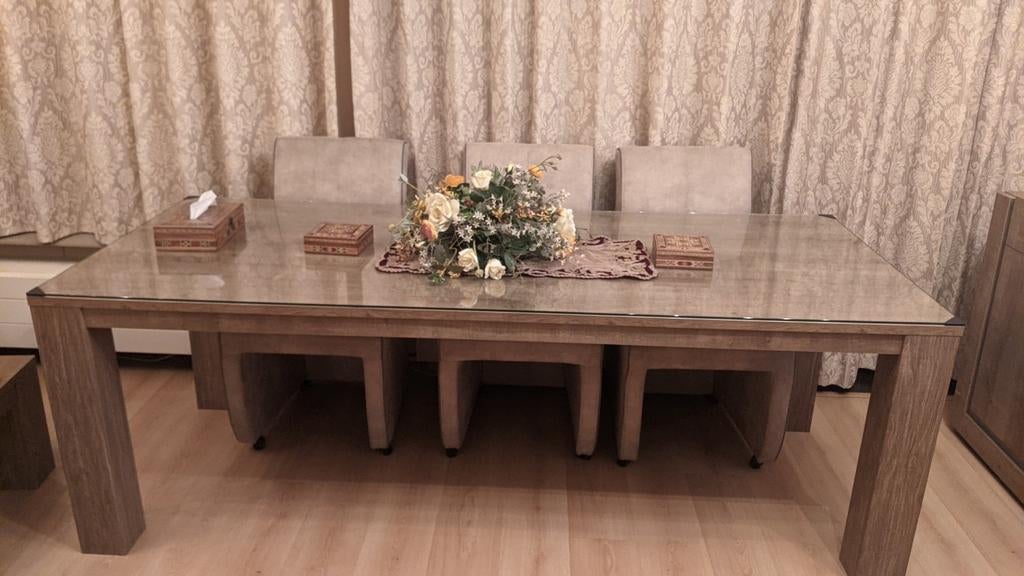 Zes personen eettafel, Ophalen, Zo goed als nieuw