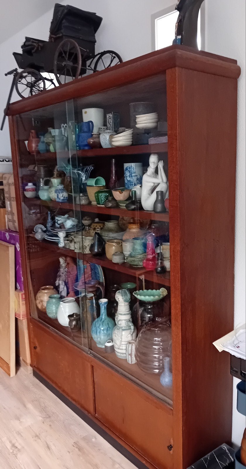 Amsterdamse School Art Deco schoolkast / vitrine 200x156x40, Antiek en Kunst, Antiek | Meubels | Kasten, Ophalen