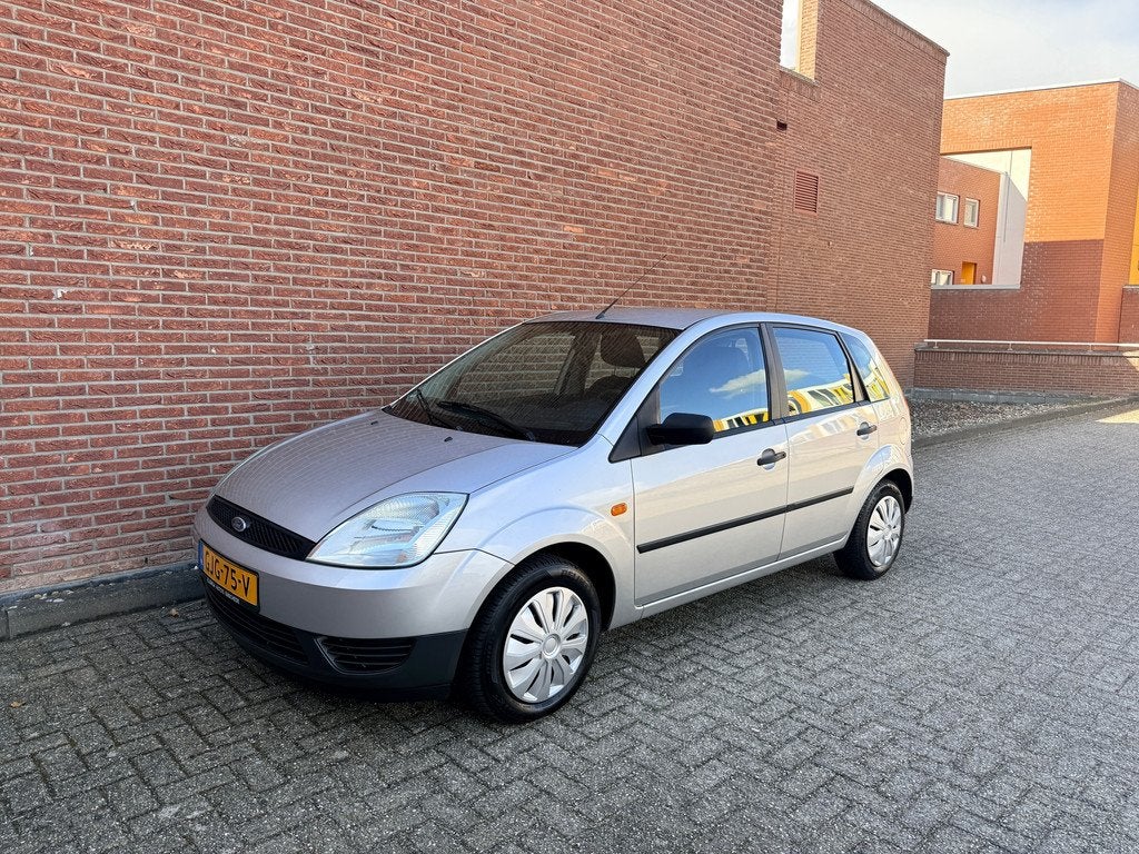Ford FIESTA 1.3-8V Culture Nette auto Nieuwe apk, Auto's, Voorwielaandrijving, 1299 cc, Gebruikt, 4 cilinders