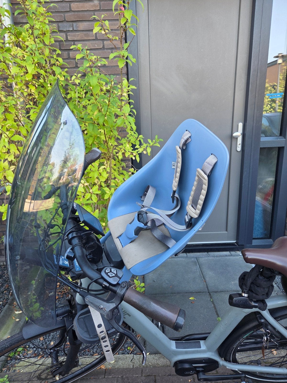 Urban Iki voorzitje fiets inclusief windscherm, Fietsen en Brommers, Ophalen, Voetsteuntjes, Zo goed als nieuw, Urban Iki